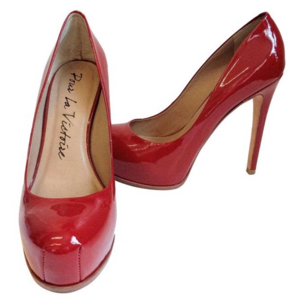 Pour La Victoire Irina Red High Heel Platforms